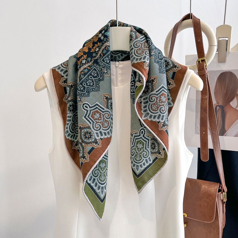 Central Compass Fars Çiçekli K - Shawl Wrap Winter incelemesi ve fiyatı
